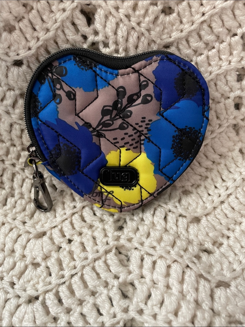 Lug Heart Pouch Peony Blue